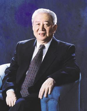 2001年美国搞出口算计，把一堆淘汰机器高价塞给我们，白白坑了中国好几个亿，就等