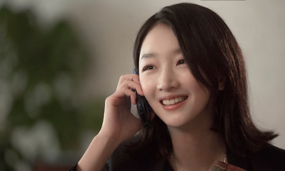 周冬雨十年后给安生写信周冬雨让安生祝自己好运常来《七月与安生》上映十周年，周冬雨