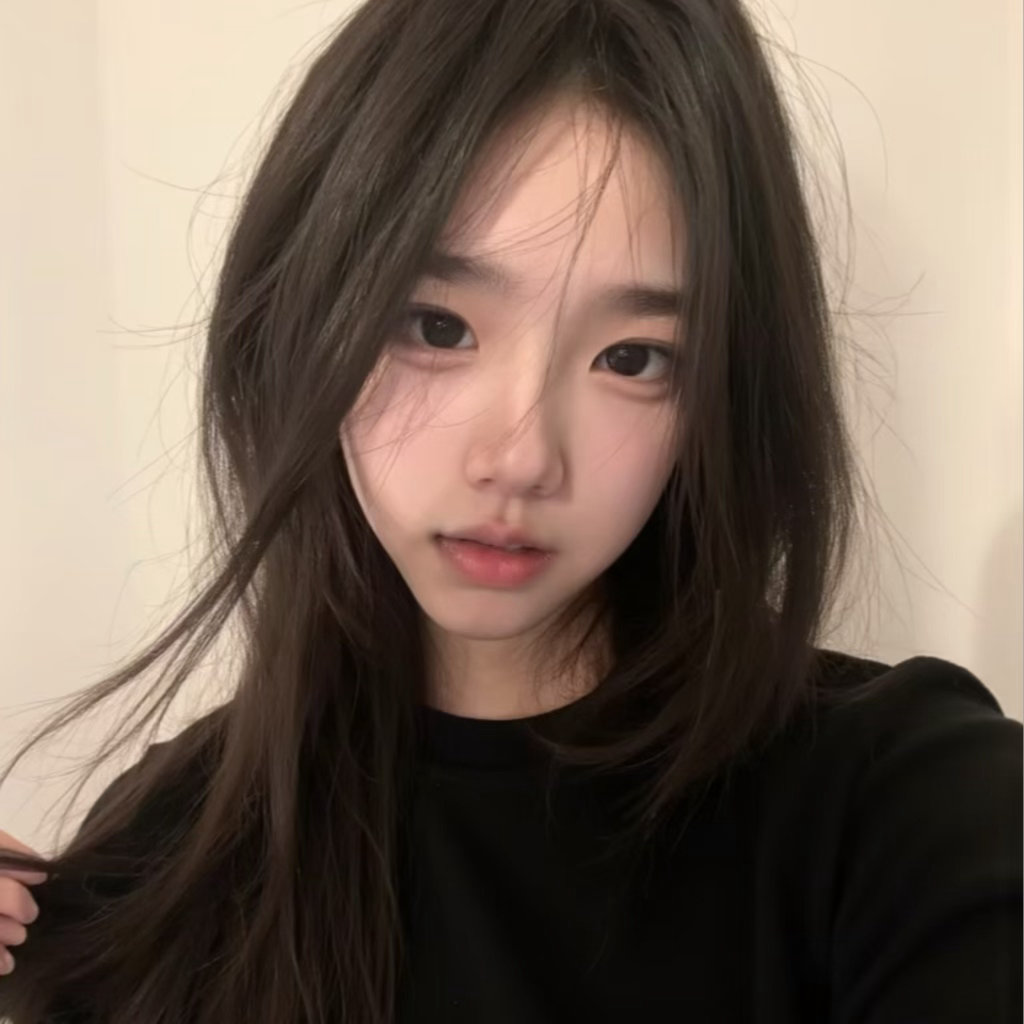 我经常感到伤心并不是因为被伤害 而是对自己的愚蠢感到错愕 也不愿相信自己的眼光如