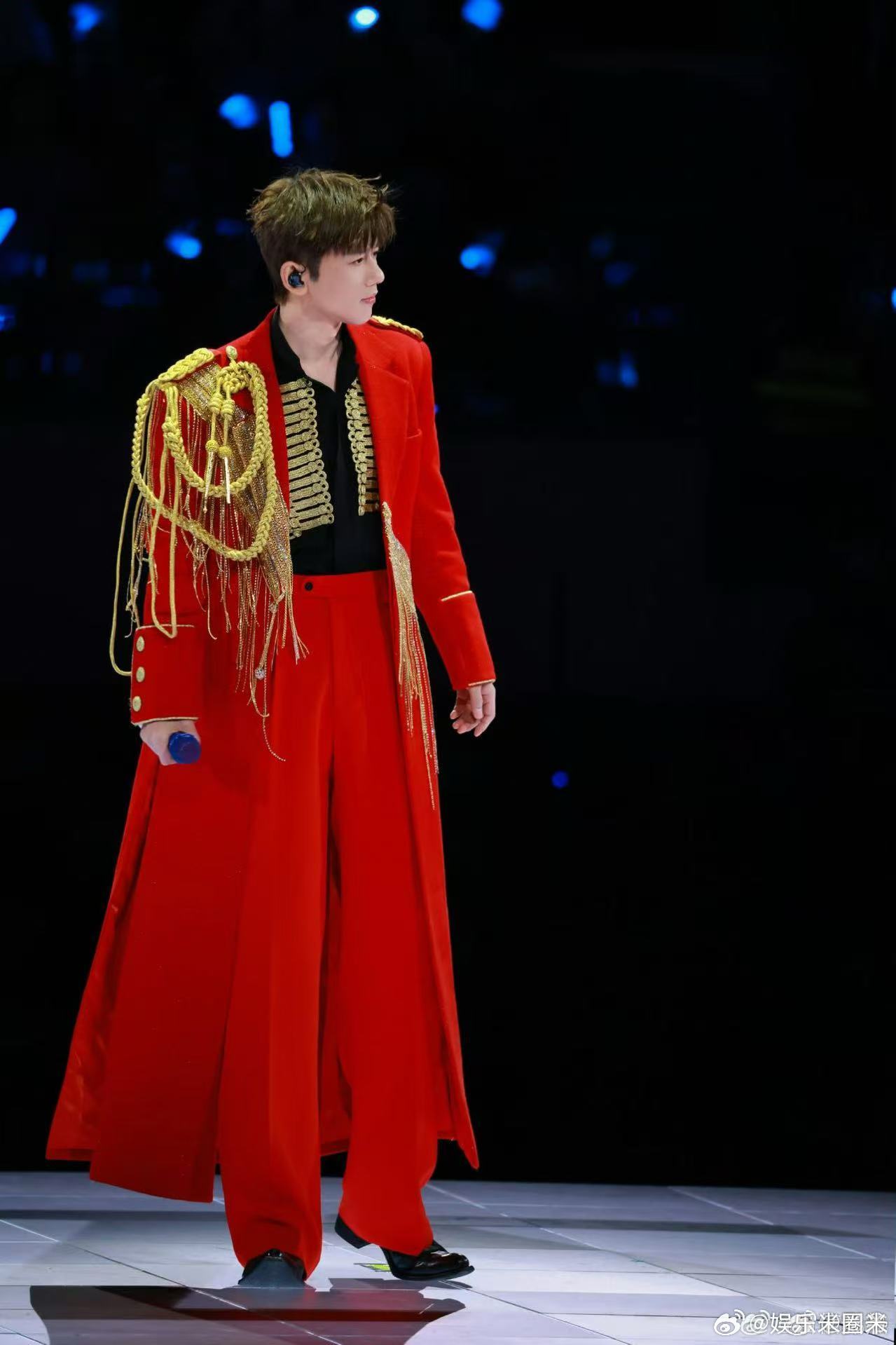 张杰就这样宠我张杰用实力宠粉、用温柔走心，每场演唱会都藏着惊喜与用心，让歌迷全程