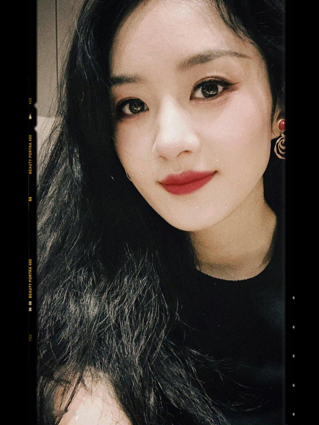 赵丽颖赵丽颖李秋萍 zly赵丽颖小城大事 “要是有任意门就好了 那我就能在每个想