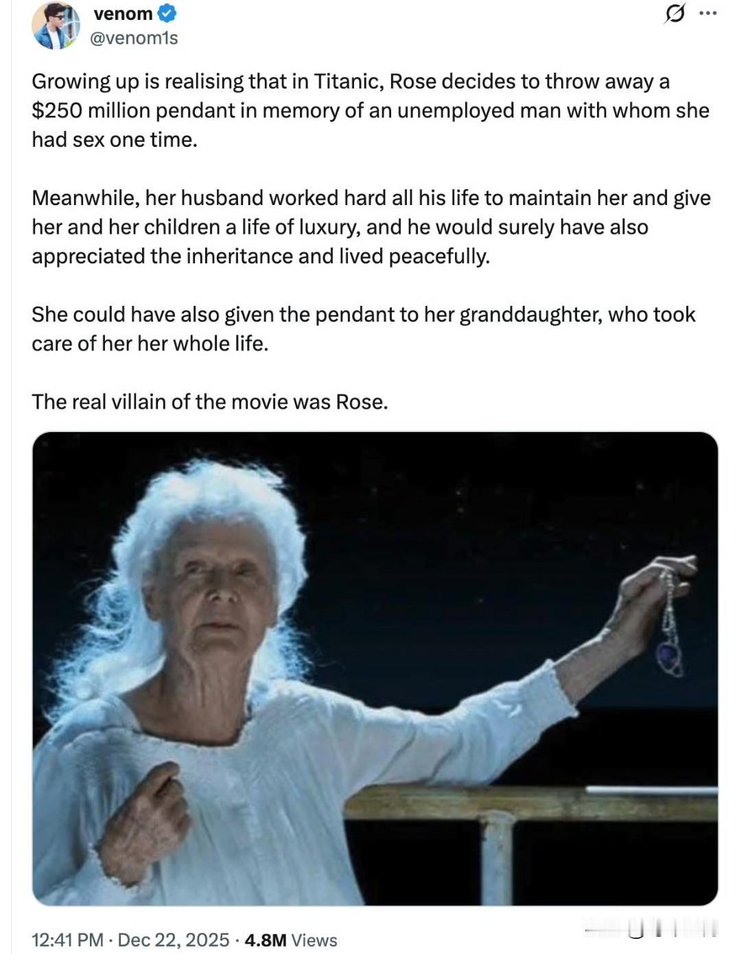 读到一段有趣又好笑的影评。
中文大意是：“长大后你才会意识到，《泰坦尼克号》里的