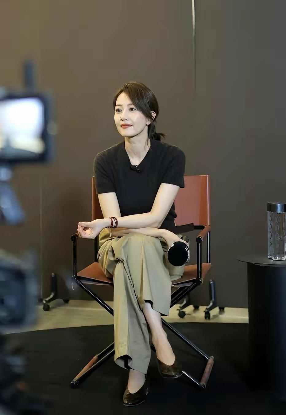 愁人啊，白天睡的太多，晚上反而睡不着了！精神的很啊！咋办啊？直到现在还没睡意，那