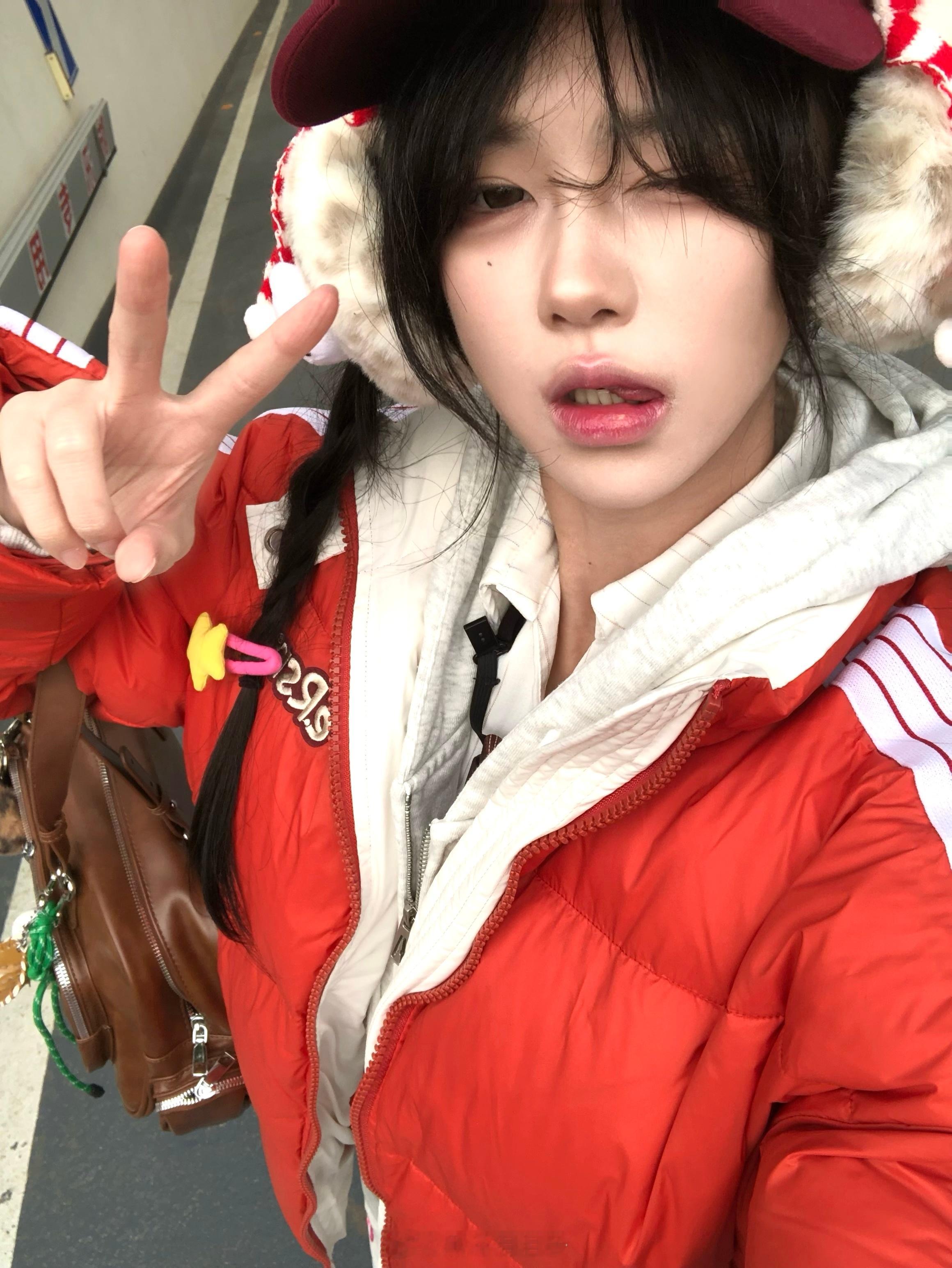 红火火的女高一枚 