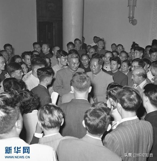 🎐和风润万物，同心筑家国！🙏敬爱的毛主席，致敬您同心信念，传承不朽箴言！万众