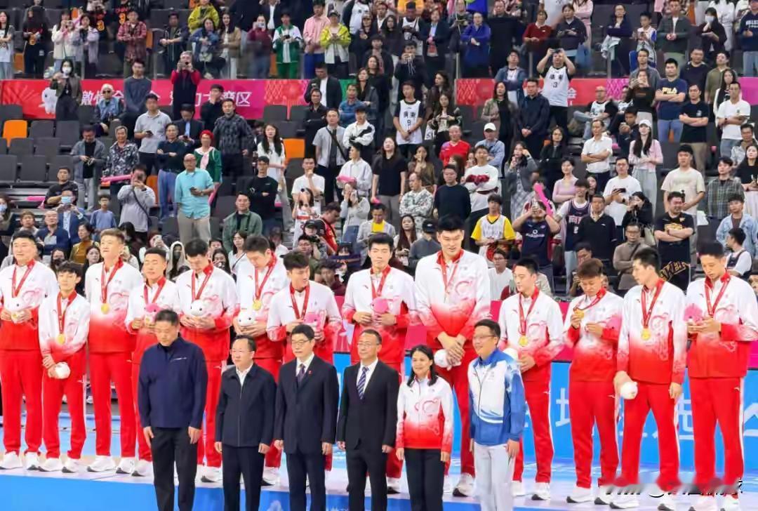热烈祝贺广东男篮夺得全运会冠军！