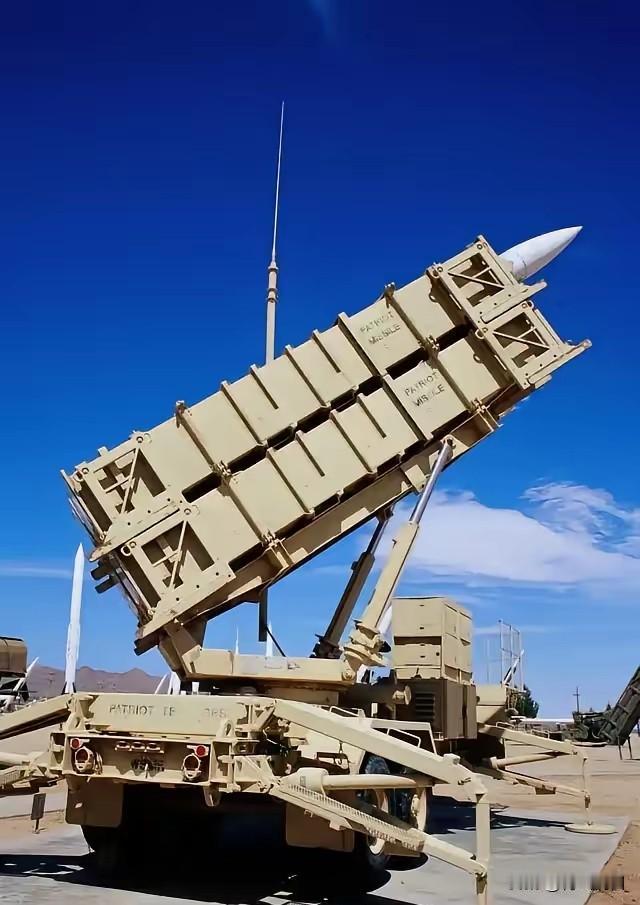 特朗普这110亿对台军售单子，怕是要成一张“空头支票”。看看这几天东部战区的实战