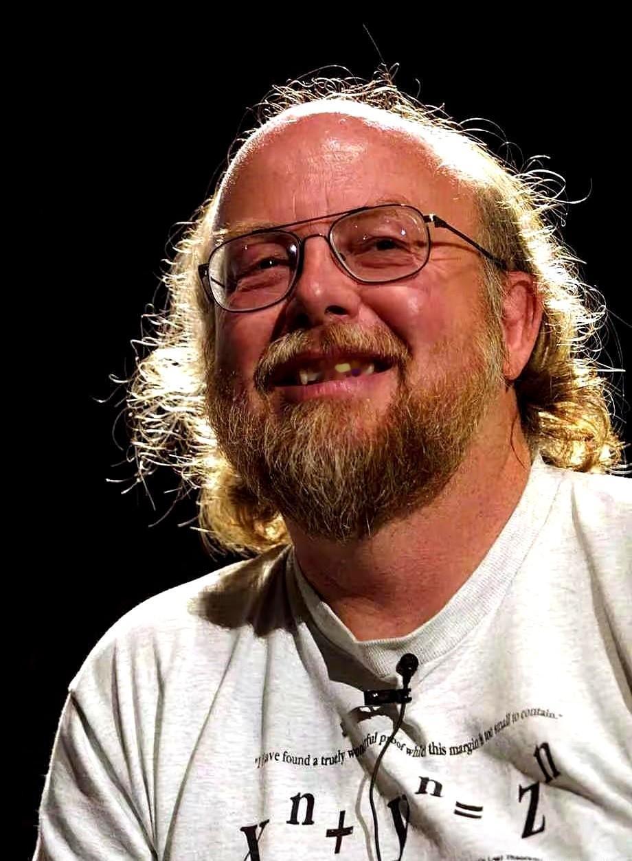 终于有行家出来说真话了！Java 之父批判说：“AI 就是一个带有一堆问题的营销