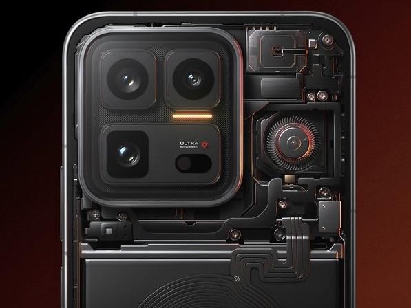 可能是2026春节前最后一款手机新品，iQOO 15 Ultra将于2月4日发布