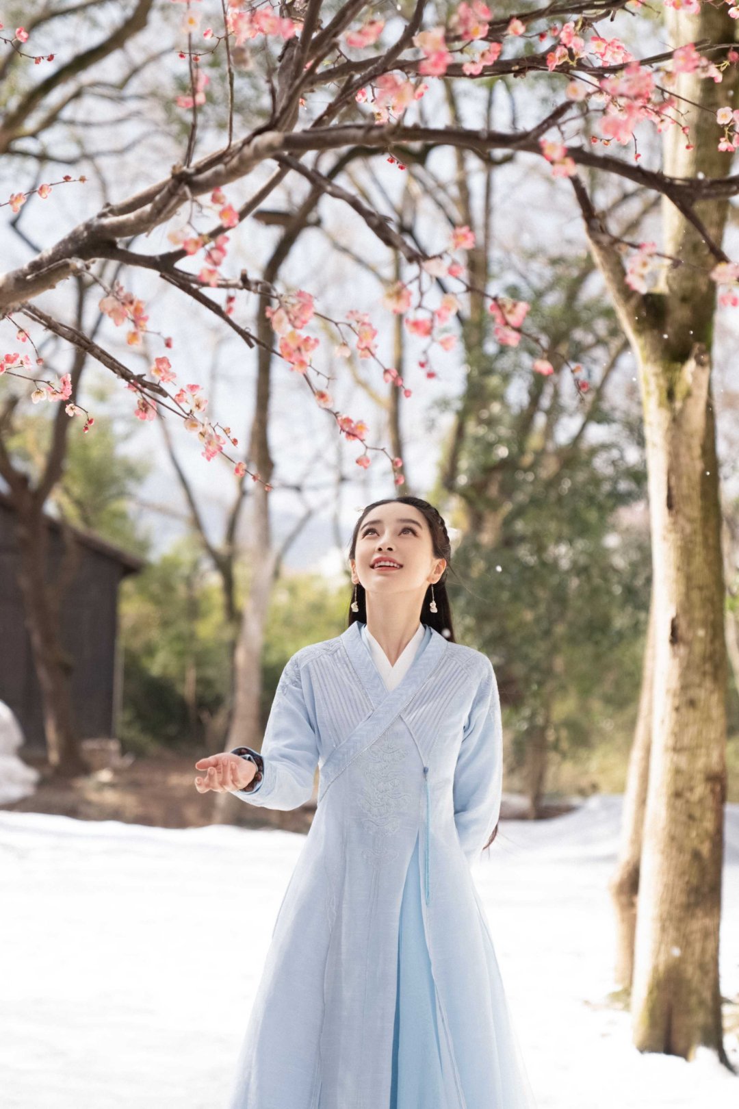 angelababy angelababy 与你相遇，是时光赠予我最珍贵的礼物，