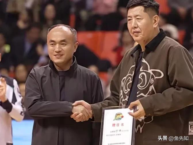 你可以质疑丁伟的执教能力，但是你千万别质疑丁伟的事业运。这不，丁伟指导又就业了。