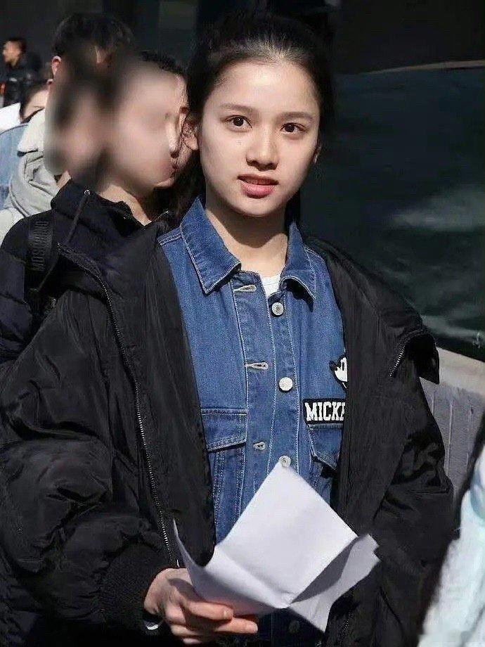 周也、张婧仪、王楚然、田曦薇当年艺考街拍谁赢了？ ​​​