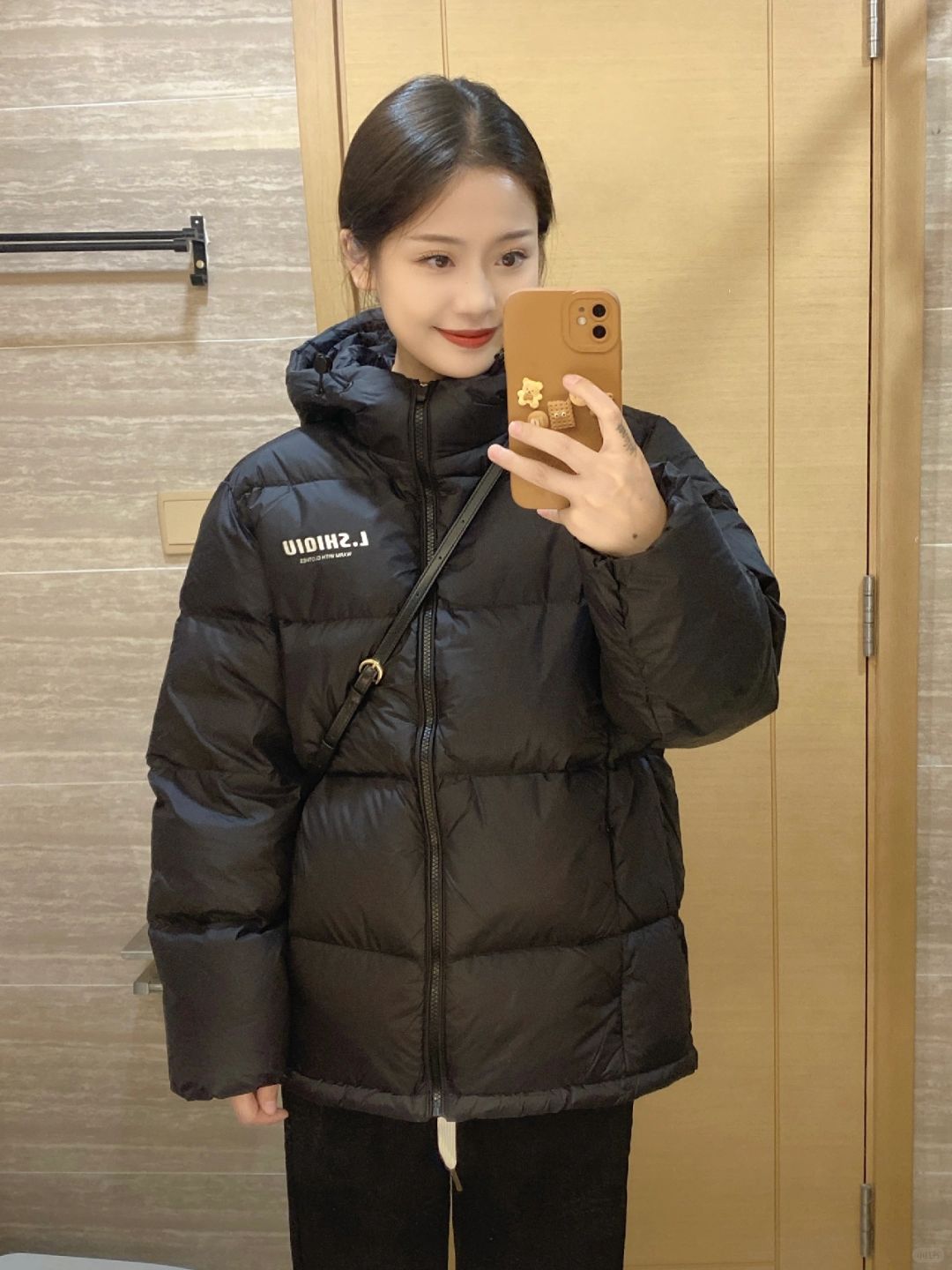 冬天必备的黑色羽绒服都🐛了吗