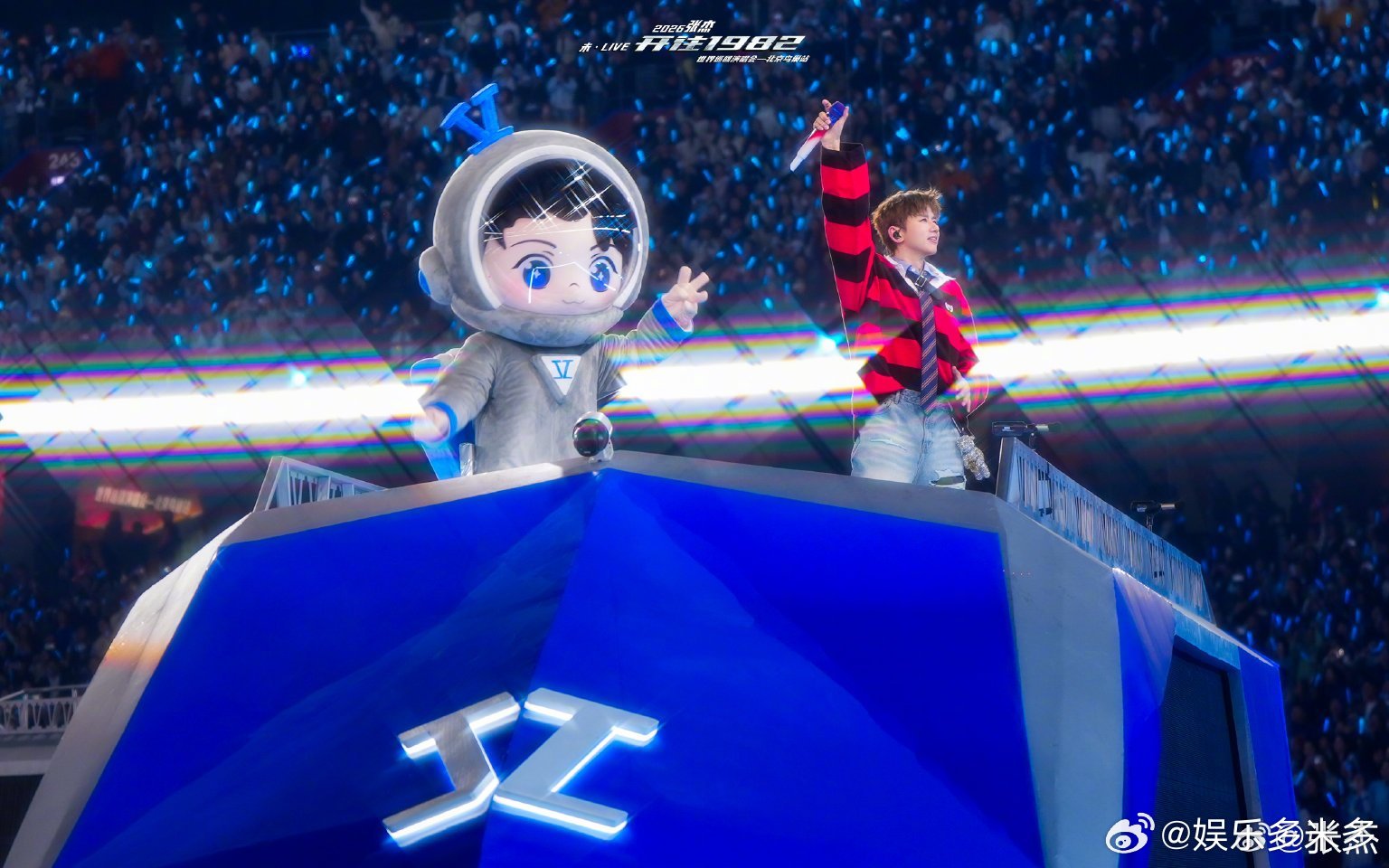 张杰在鸟巢唱了少年中国说 鸟巢第二晚高光时刻！《少年中国说》一开口就赢了，张杰唱