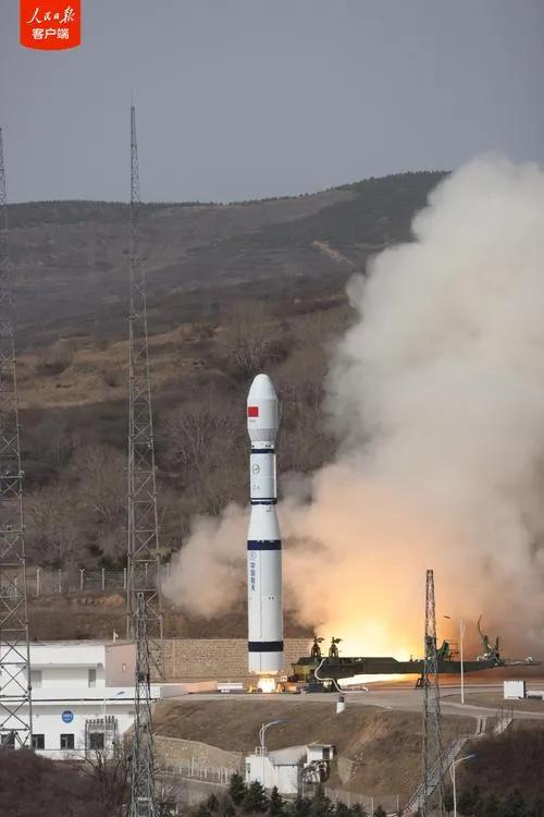 我国成功发射天平三号A星02星

2025年4月3日，我国在太原卫星发射中心成功