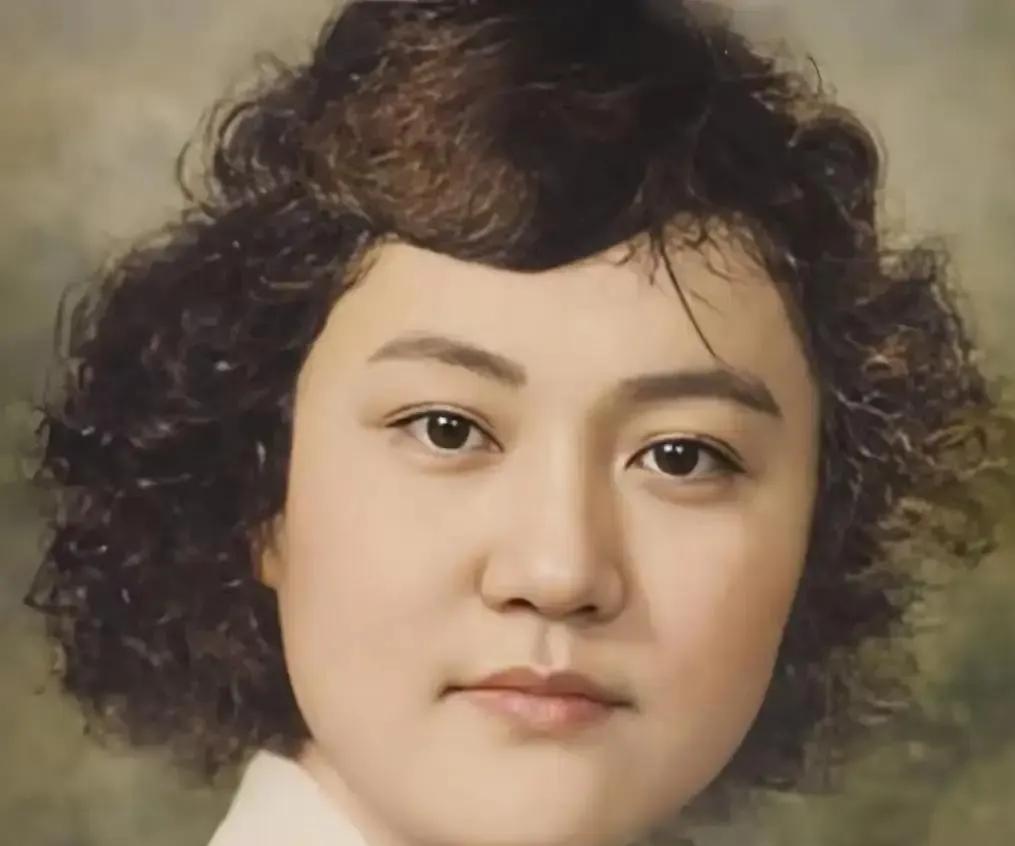 1942年，军统女特工王宝云被四块青砖压碎膝盖，日军宪兵队长松井拍出一根金条和一