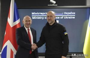 英国宣布为乌克兰开发射程超过500公里的新型地面弹道导弹
洲哥讲时事 当地时间2