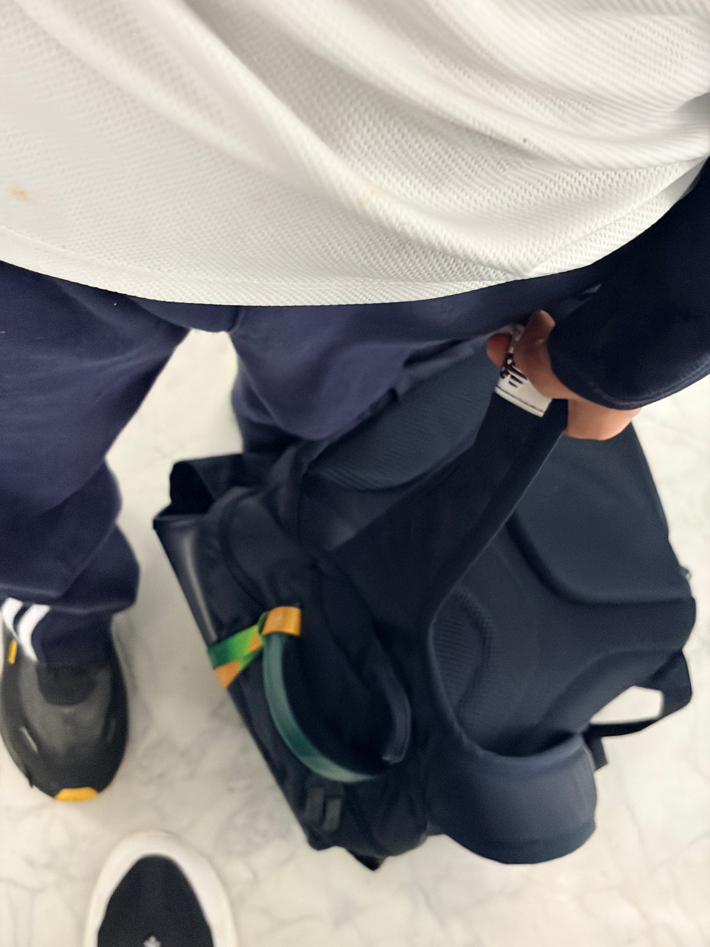 接儿子放学，他从今年开始，就可以不让家长接，直接自己回家，媳妇交代我千万不要直接