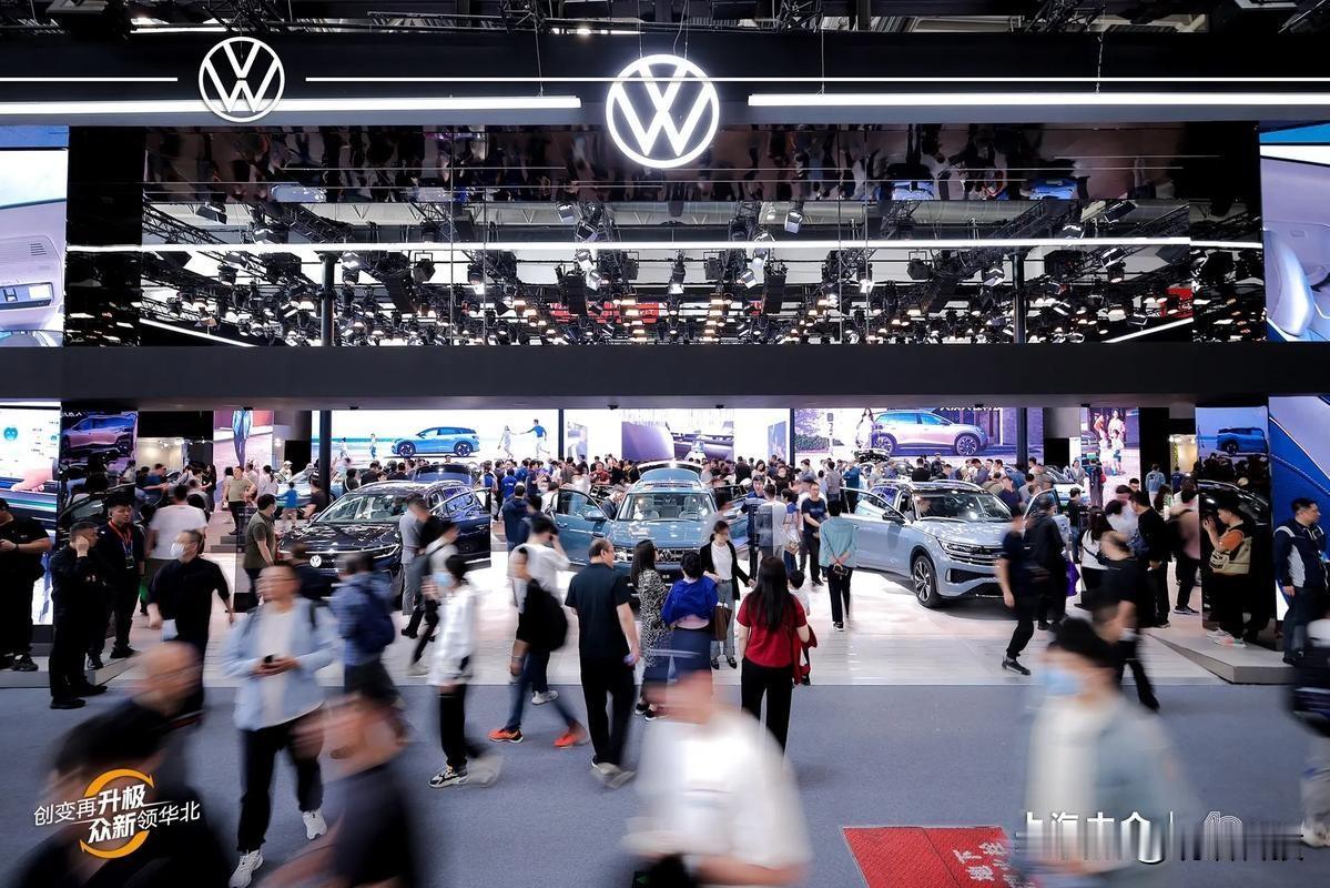 聚焦规模与趋势——“史上最大车展”？

今年的北京车展，到底有多“豪横”？38万