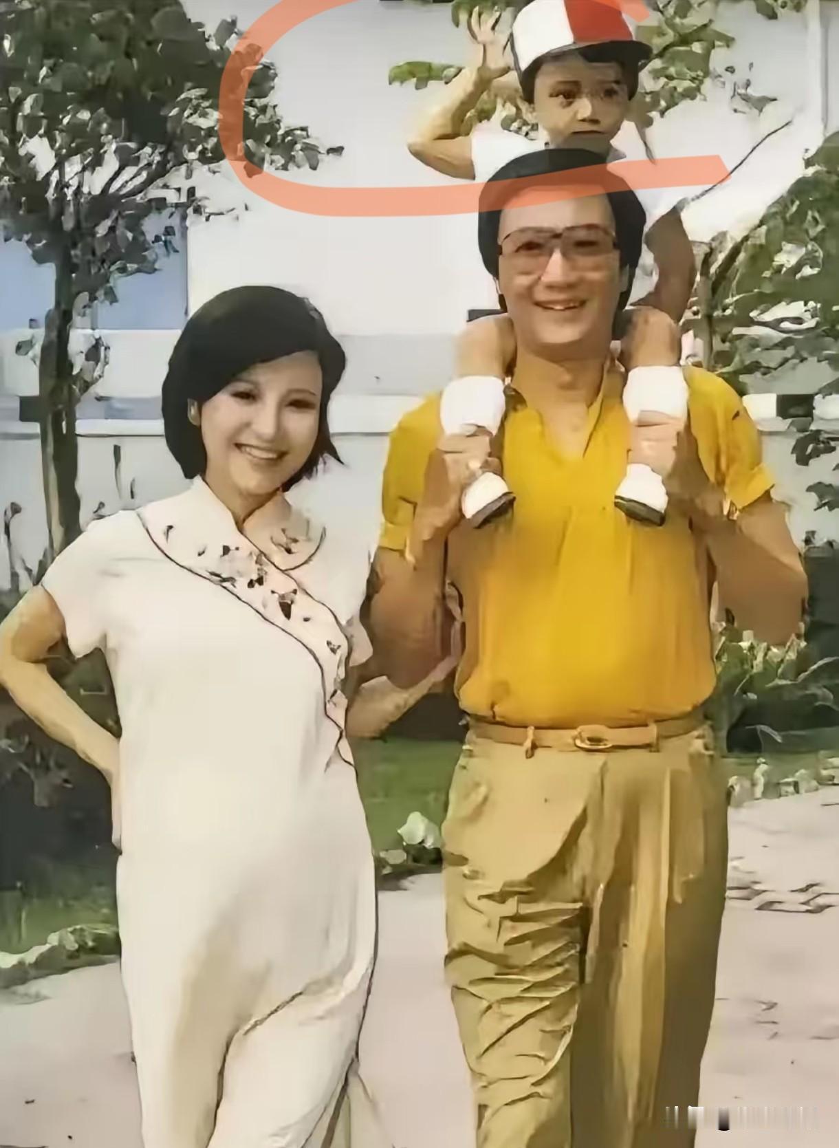 结婚不到一年的时间，
狄波拉：你要不要生孩子。
谢贤：当然要生了。
狄波拉：你想
