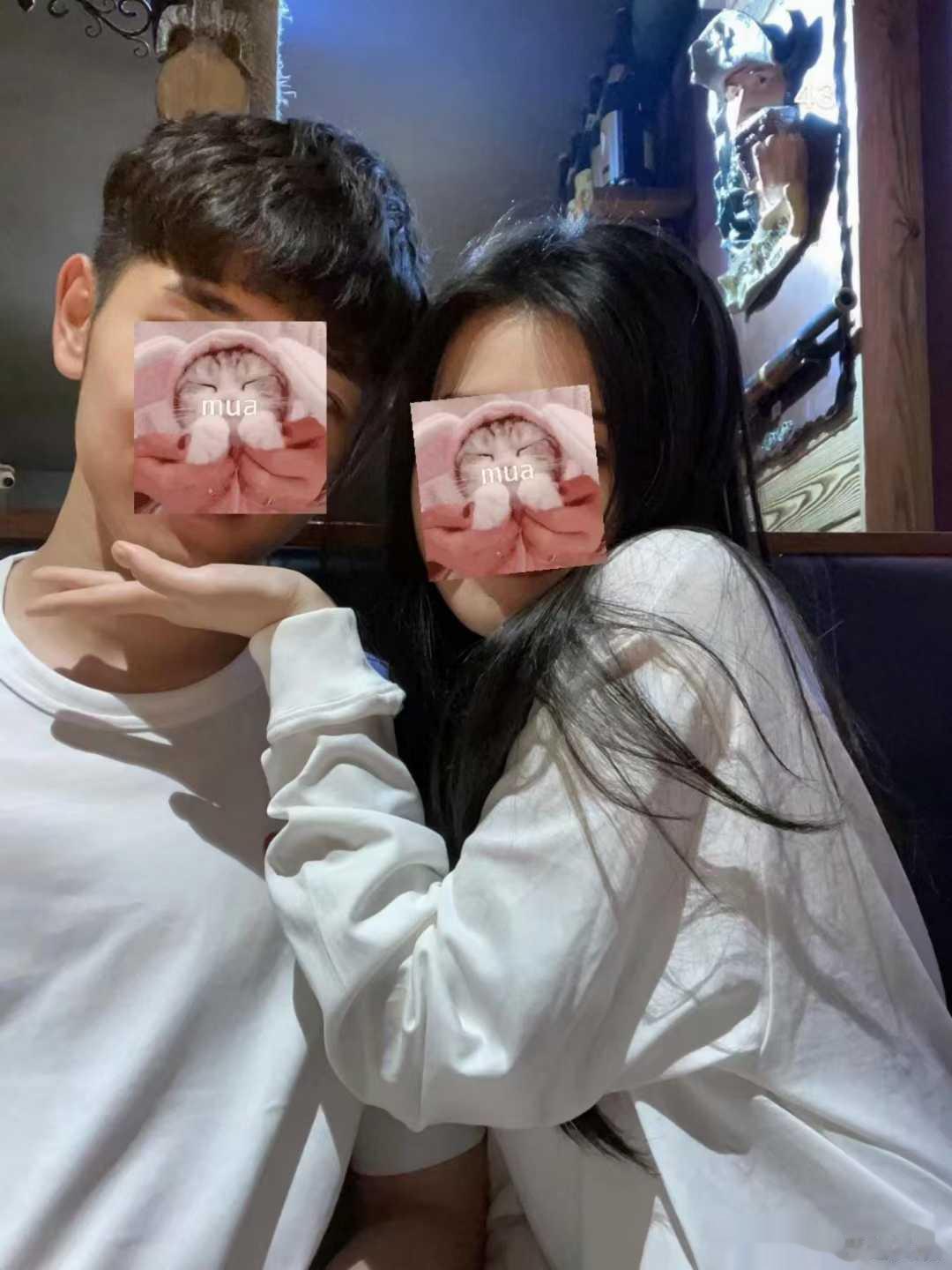 长大以后你会发现，跟朋友、亲戚、同事，甚至家人，都不能表露出自己真实的情感，每说