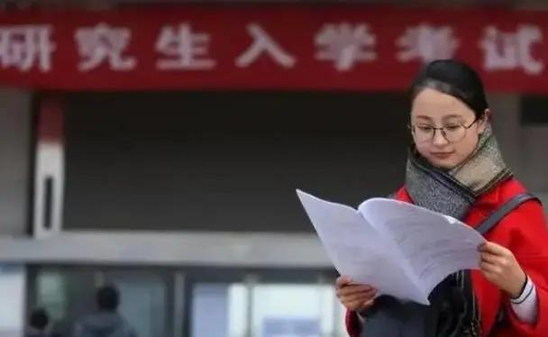 为什么现在很多大学生喜欢去大厂实习？

近年来，大学生纷纷将目光聚焦在大型科技公
