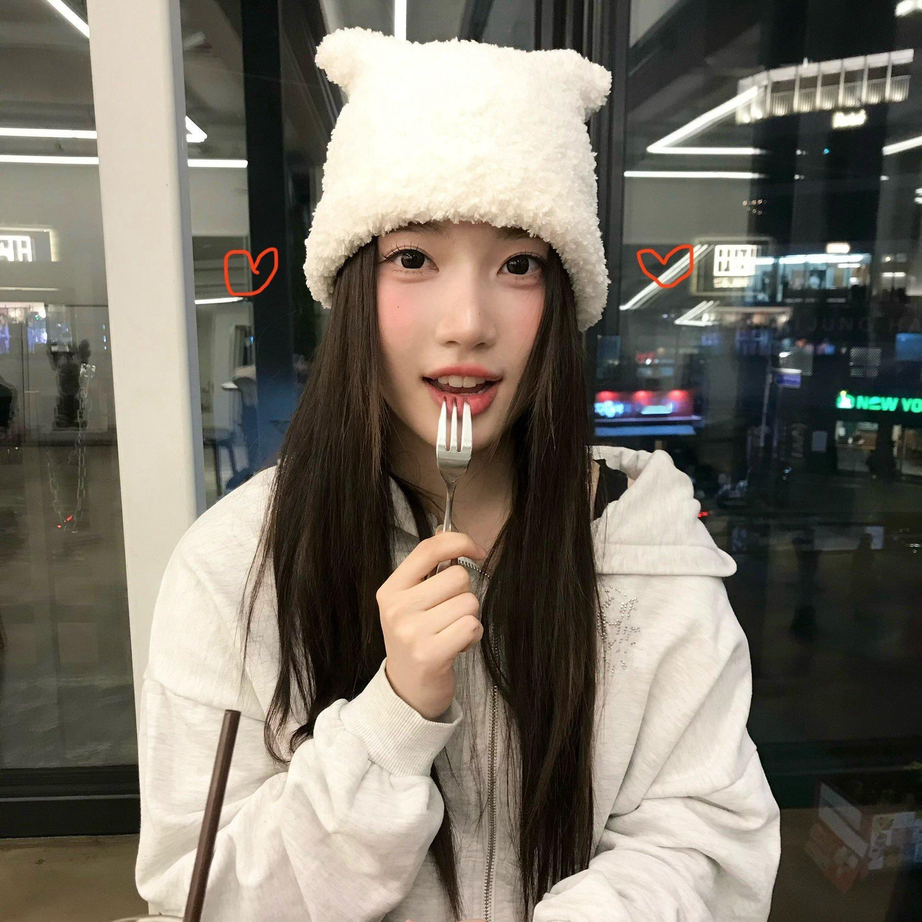 USPEER Seoyu朴宣雨 (⑅ᐢ..ᐢ⑅)𓂋⊹ﾟ✦ 