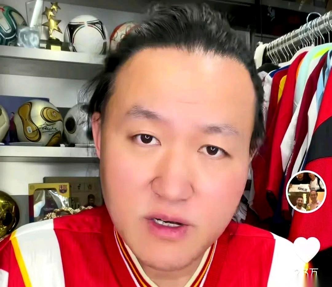 解说员王涛聊起意甲没落，直接扔了个话头。他说，这事儿有两个原因，一个能摆在台面上