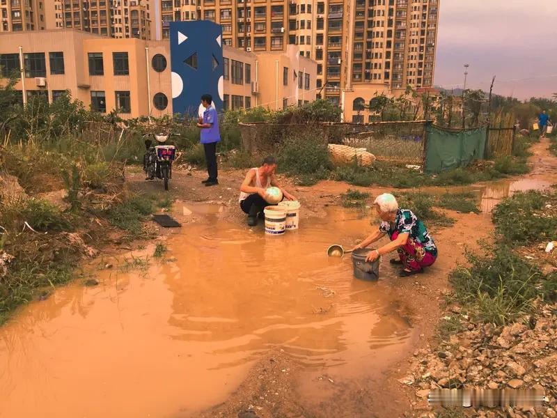 看到“天上无云难下雨”这个上联，感觉很妙，它把自然现象里云与雨的关联展现得明明白