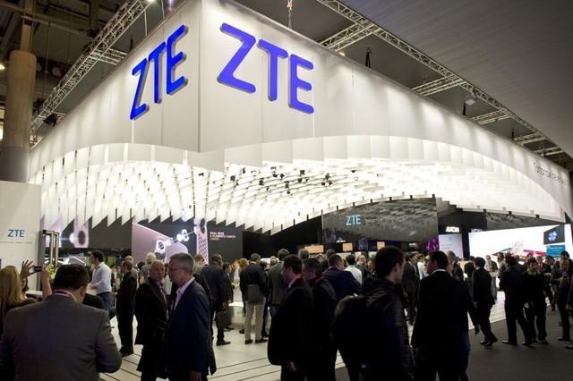 2017年3月，中兴支付美国11.92亿美元的赔偿金，美国对中兴展开5年的“缓刑