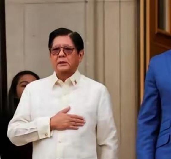 菲国记者问小马科斯：“1962年印度开了第一枪，差一点被灭国；1979年越南开了