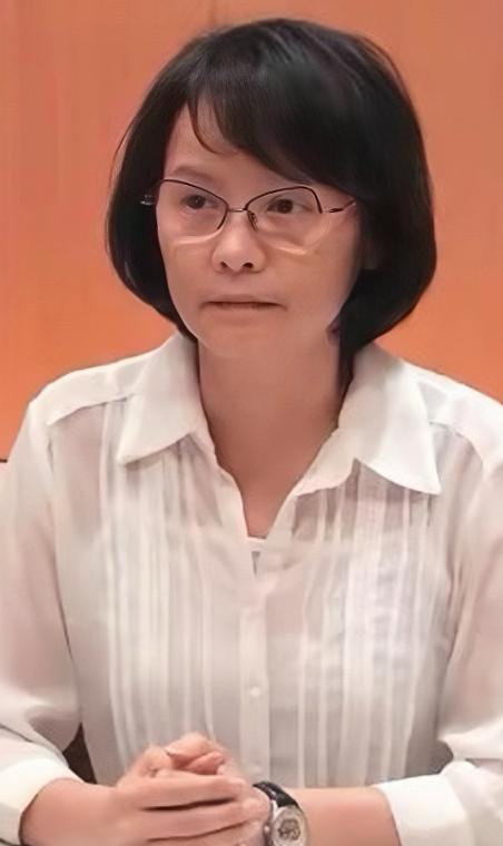 台湾女老师一句话，让14亿人破防！她说："大陆要统一，不是要征服，只是想把被抢走