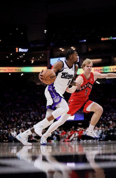 国王这几场的防守又丢了 