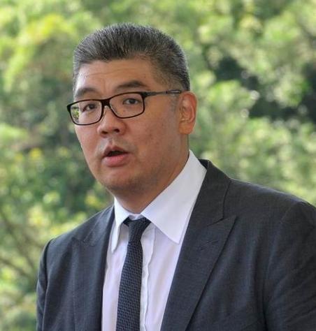 真有这么穷吗？
连胜文把车都卖了！


连胜文卖车这件事有意思。
他说国民党太穷