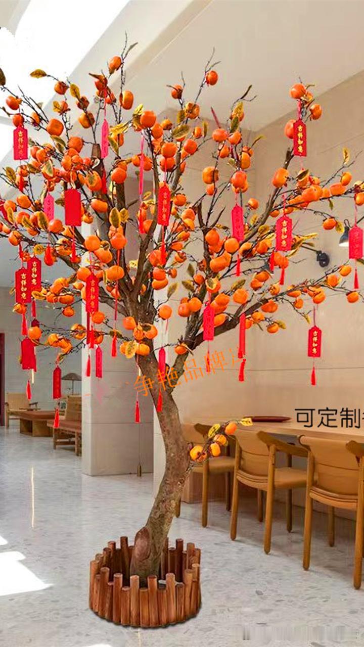 黄冈公园假树事件城市景观背后的争议与思考

近日，黄冈某公园内的“假树”引发市民