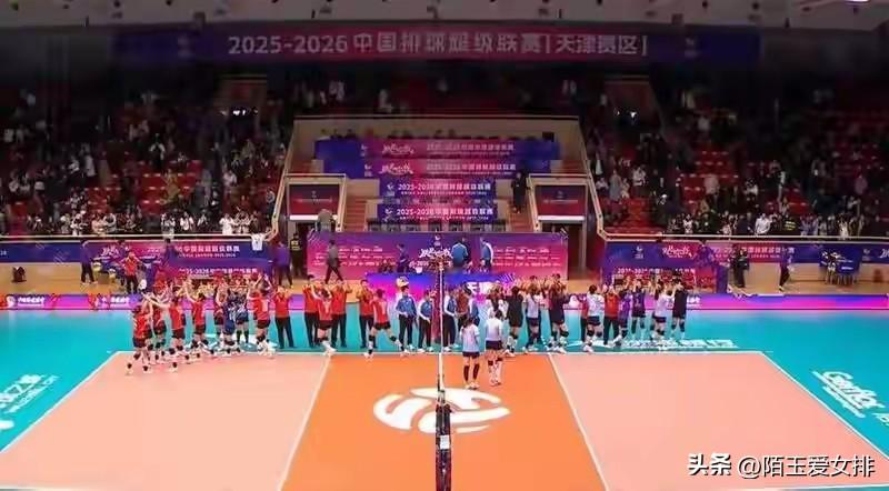 排超联赛半决赛第二回合：
江苏女排还天津女排一个三比零！
在刚刚结束的排超联赛半