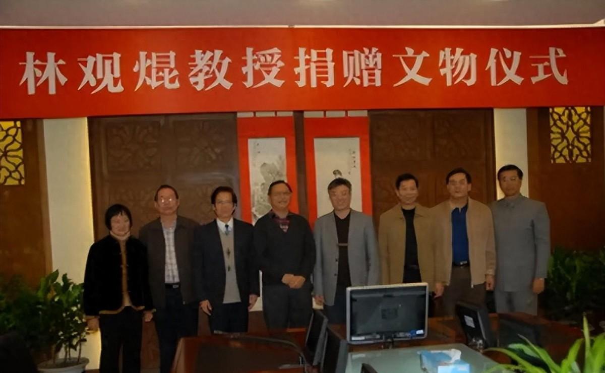 她曾被尊称为“国母”，48岁时与丈夫离婚却依然同住，晚年病逝澳门，享年86岁
1