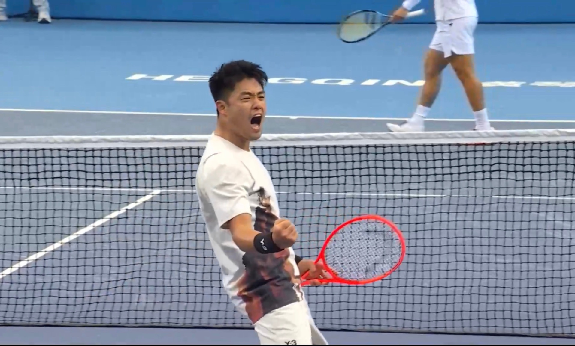 比赛一上来阿昺就杀疯了，好多hot shot