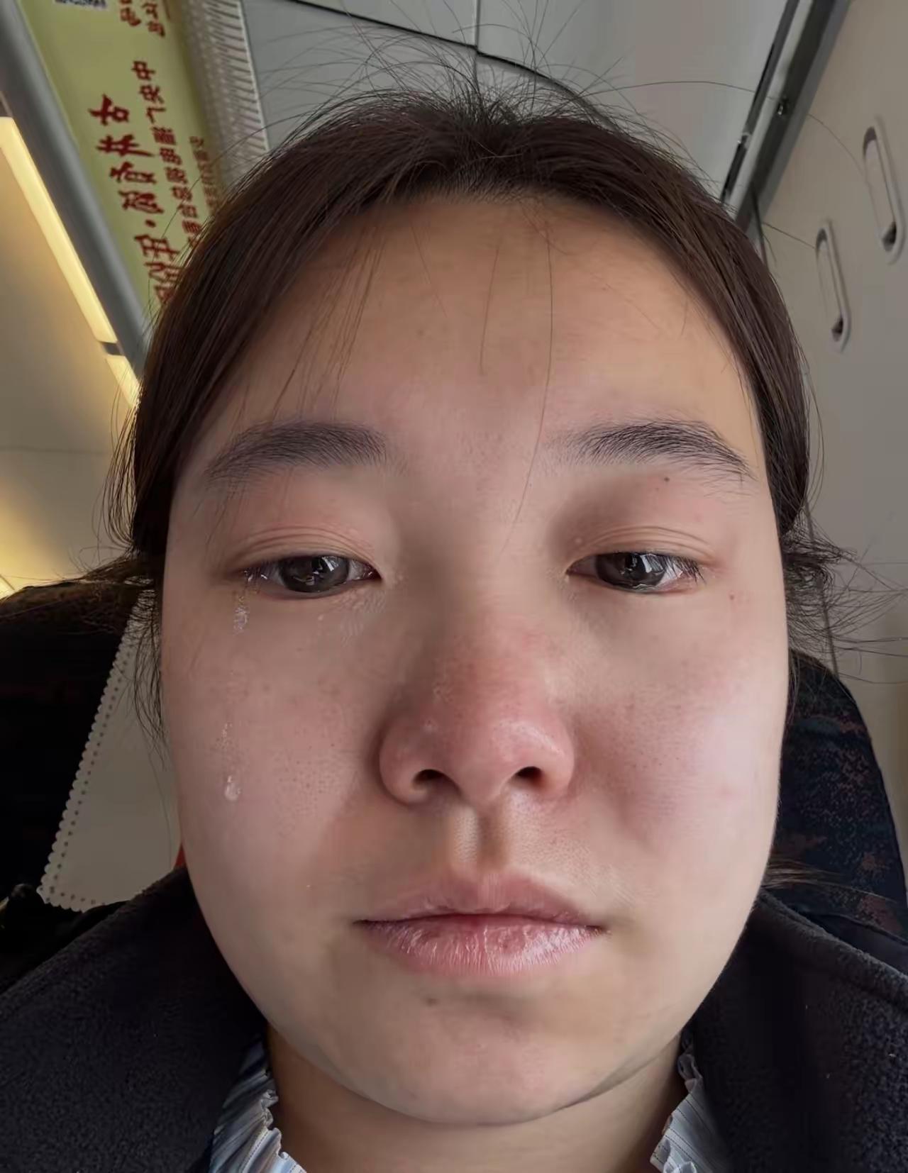 他走得太突然了，早上还跟我抢卫生间，晚上就没了。脑梗，从发作到走，前后不到五个小