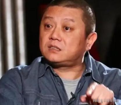 统一台湾省的建议，王朔的思路太妙了！他曾表示，统一台湾不需要打仗，先宣布台湾海峡