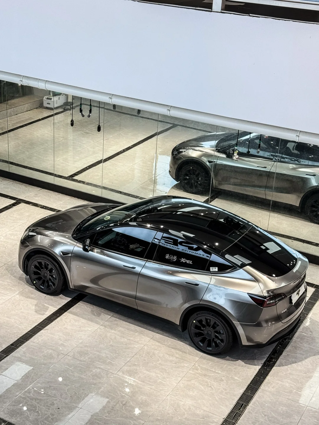 别找了，特斯拉Modely已被银色绞杀⚠️