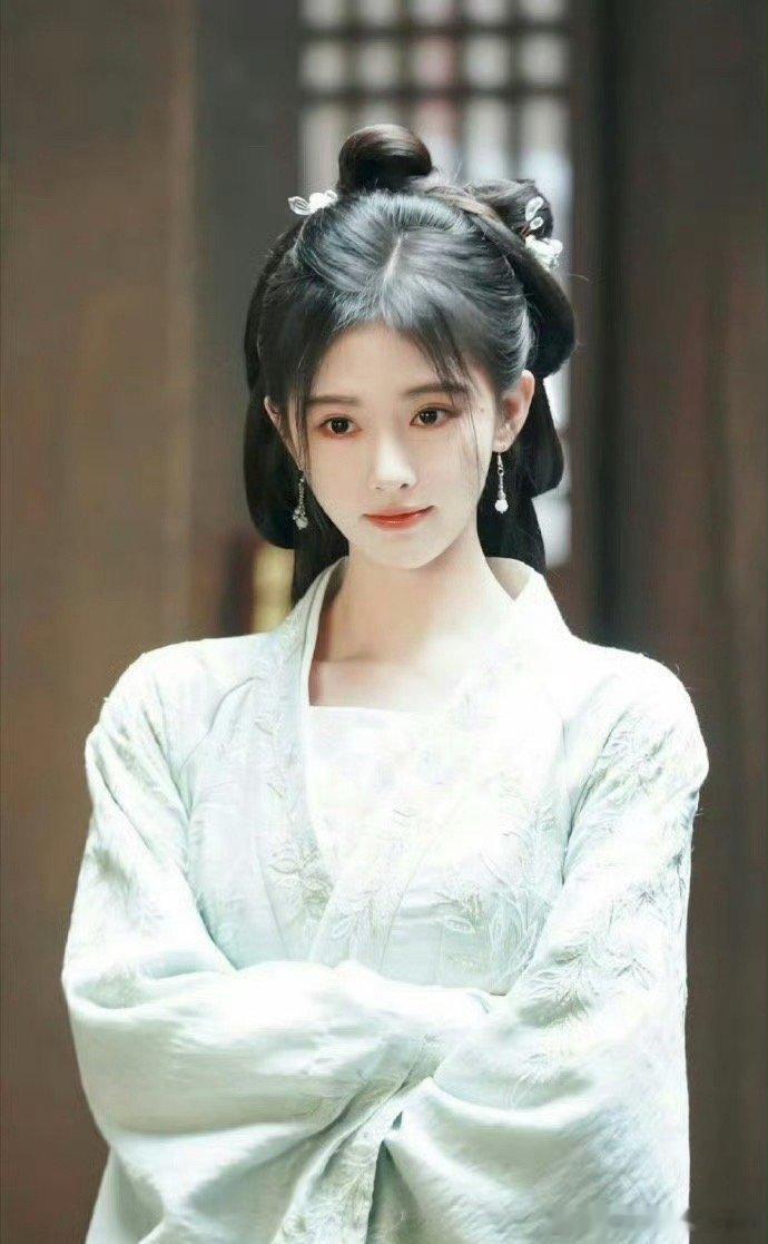 鞠婧祎陈都灵番位 所以jjy和cdl到底谁才是一番呢？🤔 