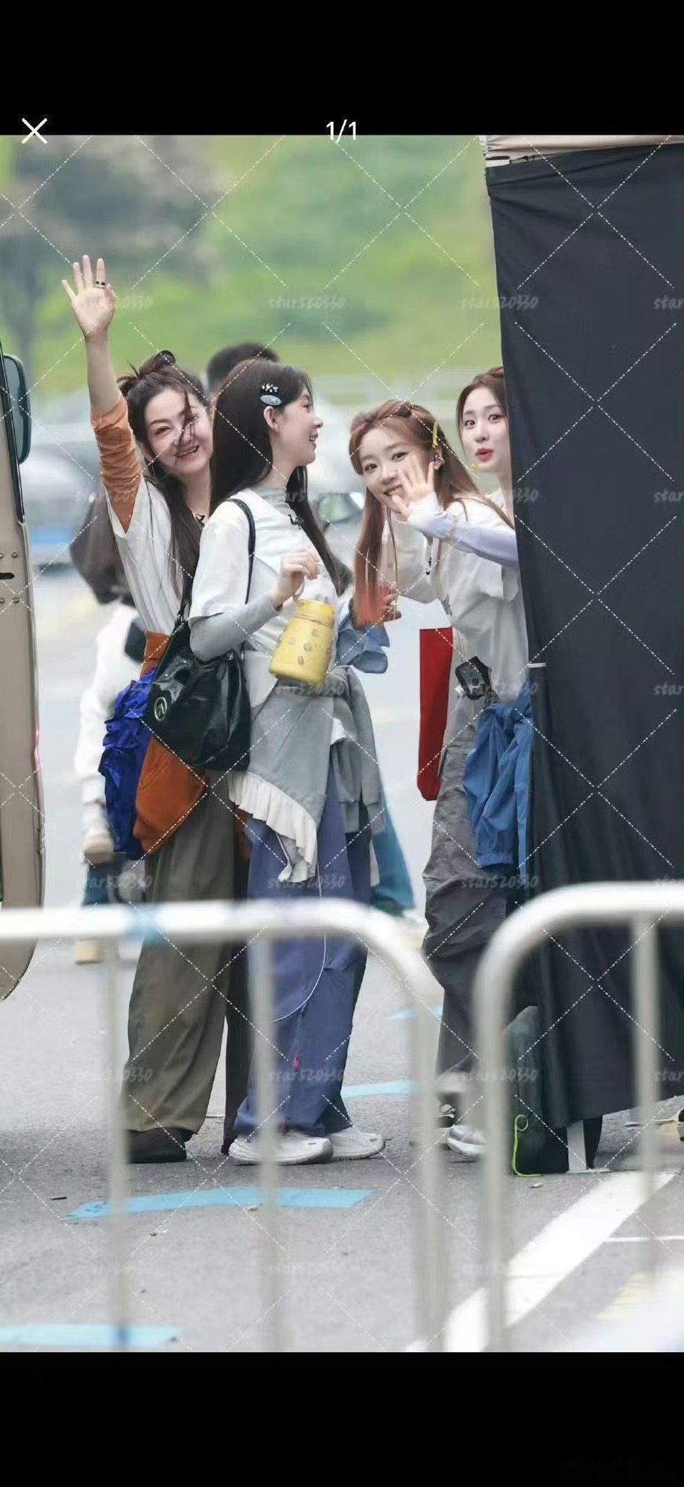 浪姐者来家族家谱乘风2026看完者来家族家谱，真的被姐姐们的脑洞折服，也太有趣了