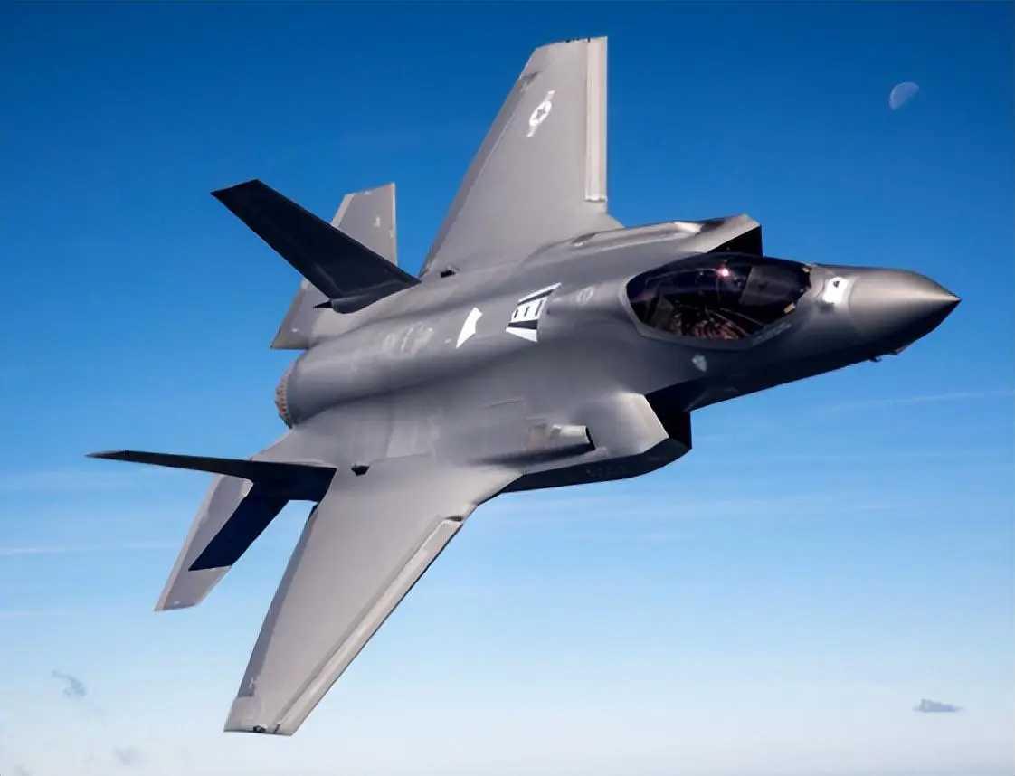 谁给中国合作谁就是美国的“敌人”！
当全世界的目光都盯着波斯湾的硝烟时，华盛顿的