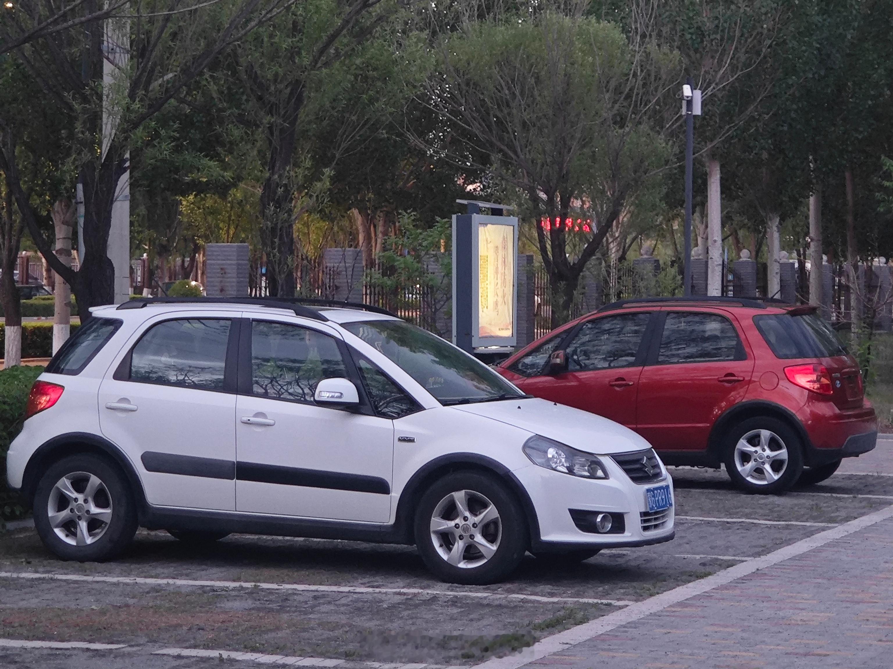 天语SX4同框合集铃木天语sx4suzuki