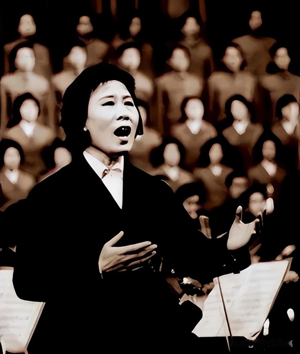 1975年是冼星海逝世30周年、聂耳逝世40周年。在冼星海夫人钱韵玲的呼吁下，经