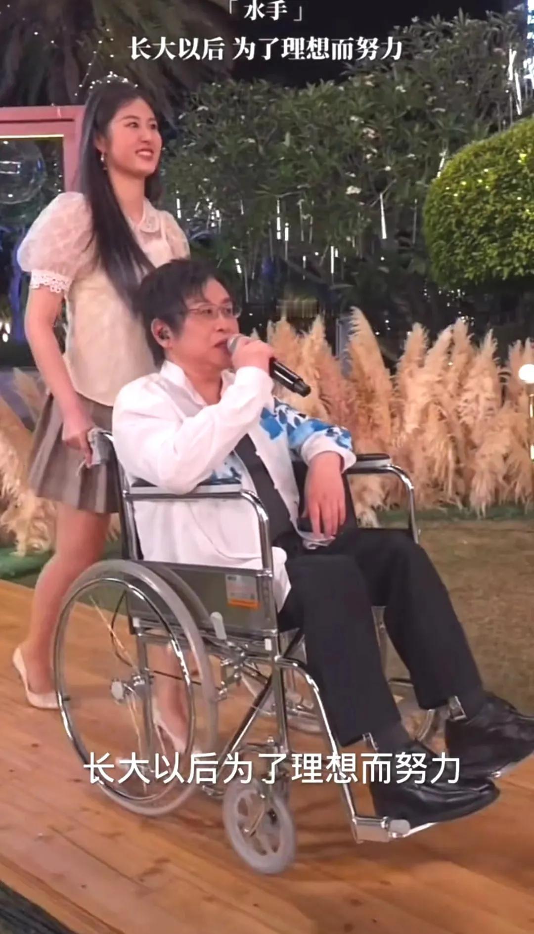 郑智化生了一个漂亮的女儿，很有气质。

郑智化对于七八十年代的老歌迷来说不陌生，