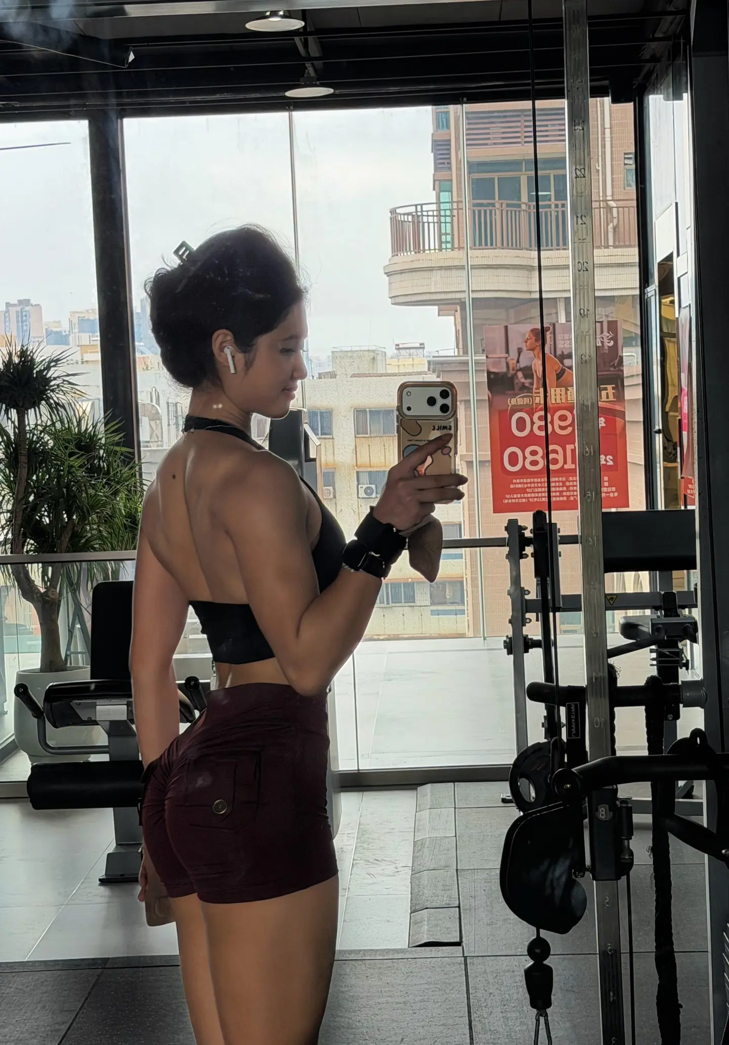 我这种女朋友不求你回家因为我一直在健身房