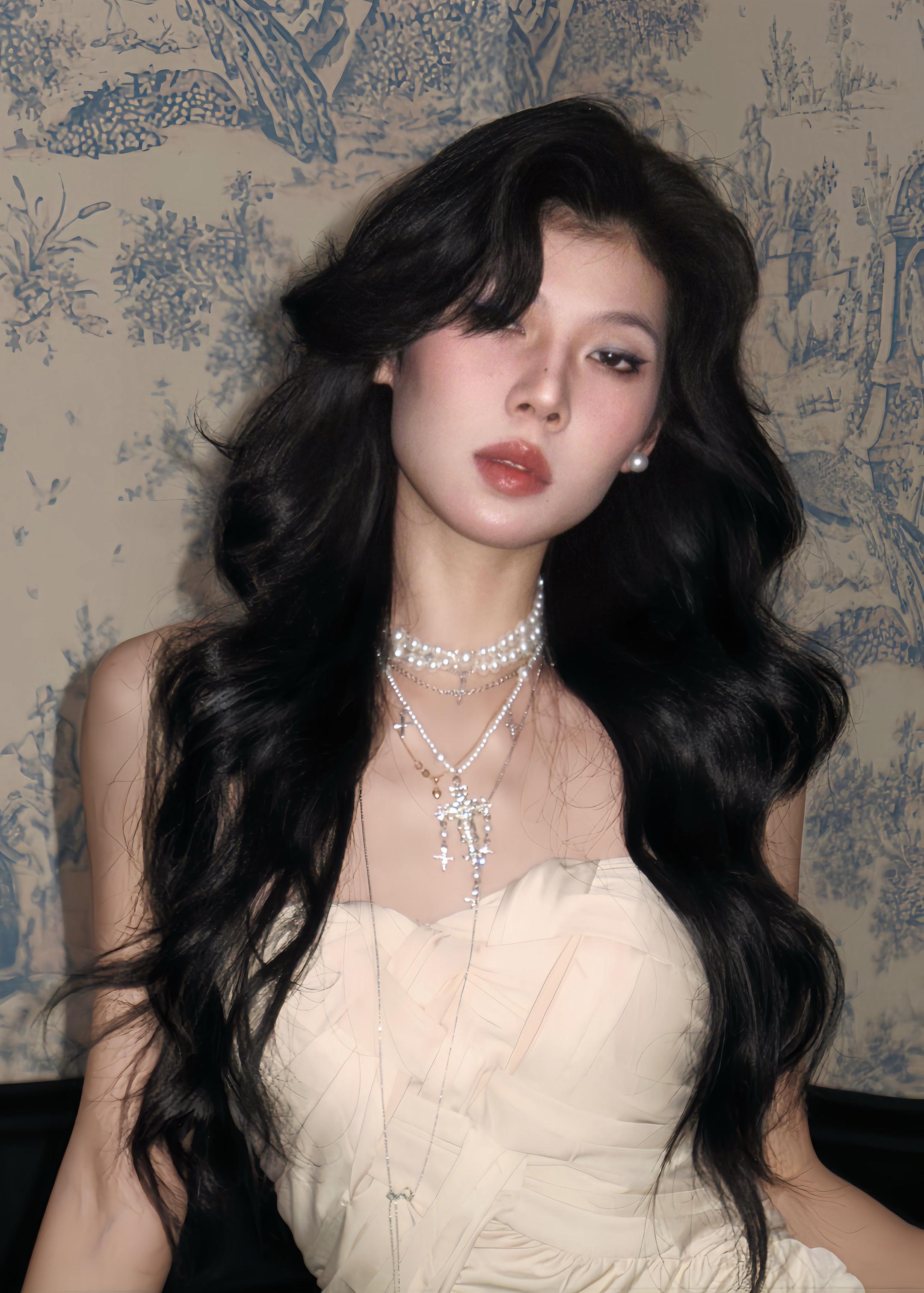 酷爱拍大头的小姐姐一枚呀～好久没更 那就浅浅更新一下吧😜