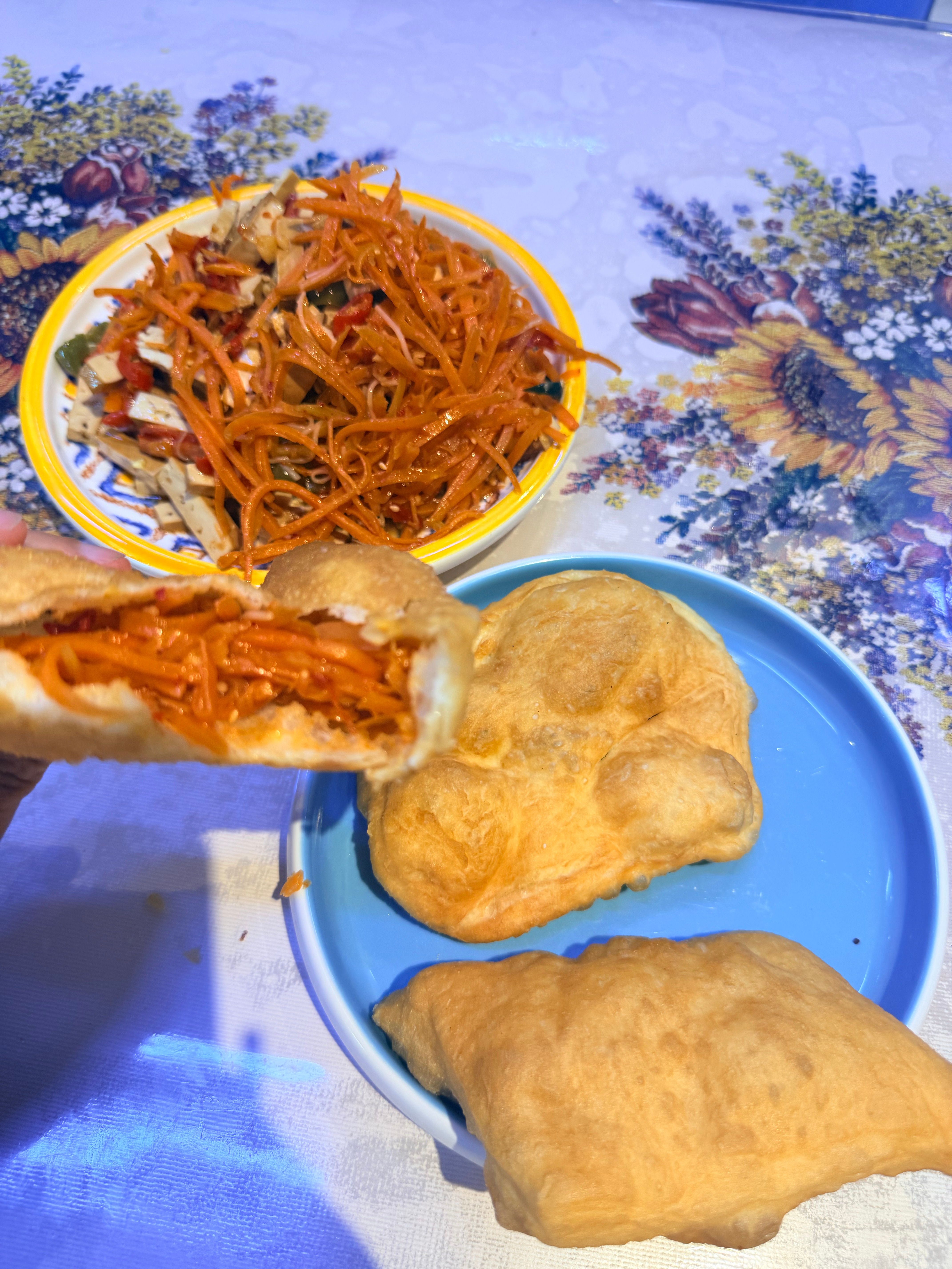 油饼吃出了肉夹馍的感觉~ 阿勒泰